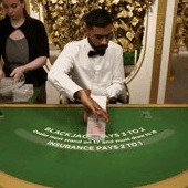 Salon Privé Blackjack O game screenshot